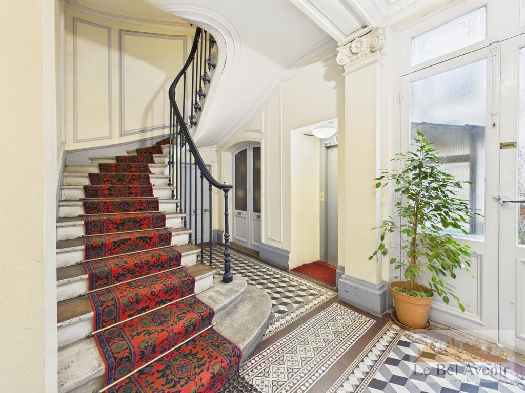 appartement 5 pièces en vente sur PARIS (75006)