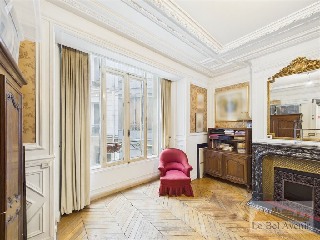 appartement 5 pièces en vente sur PARIS (75006)