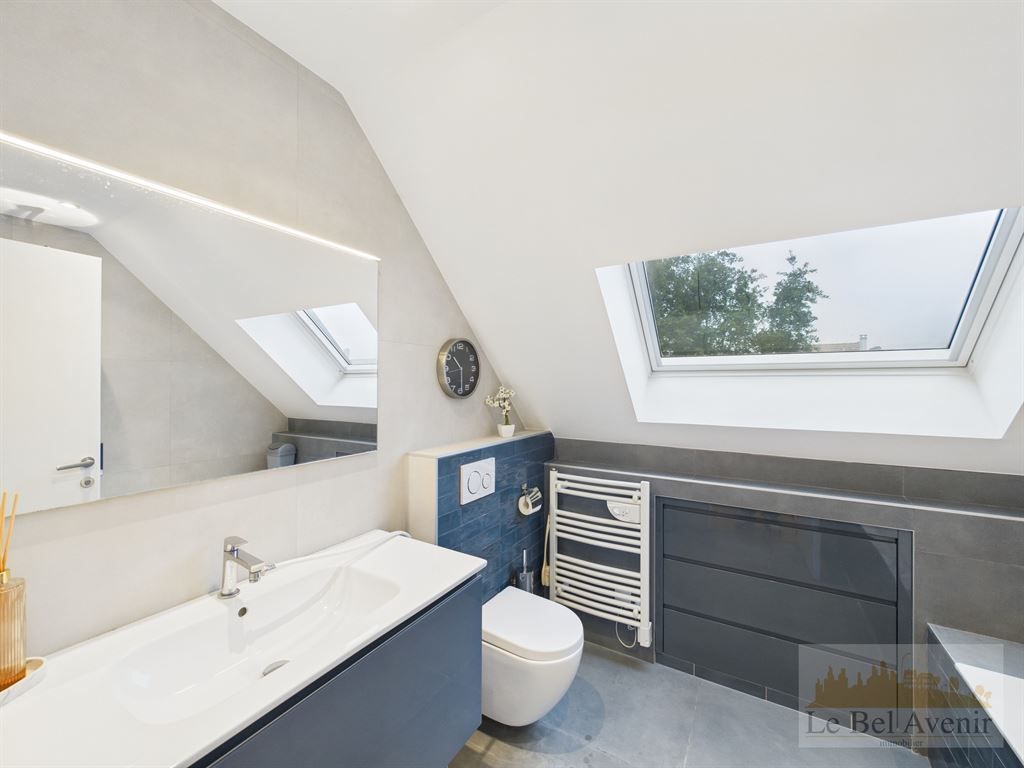 maison 5 pièces en location sur L HAY LES ROSES (94240)